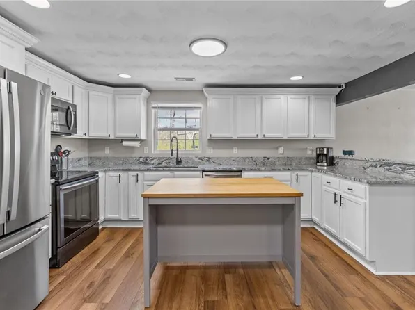 5116 Old Pughsville Rd, Chesapeake, VA 23321