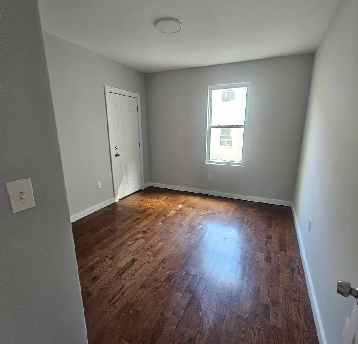 4 bed, 1.5 bath, $2,000 — Photo 3