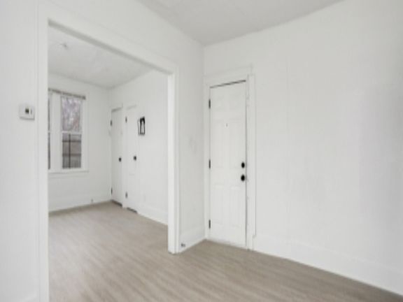 5th image of 9839-45 Woodside St #C