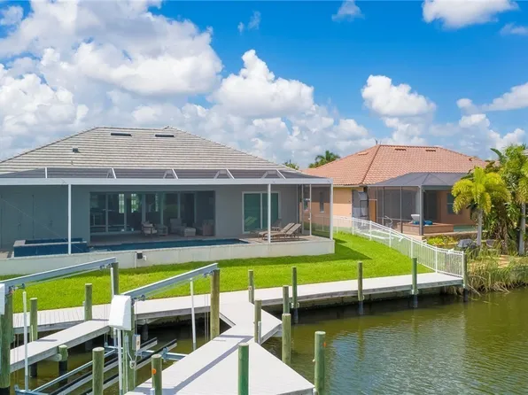 3117 SW 26th Place Cpe, Coral, FL 33914