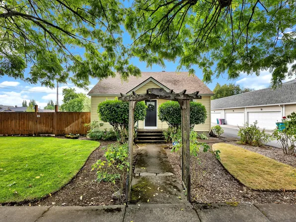 804 V St, Vancouver, WA 98661