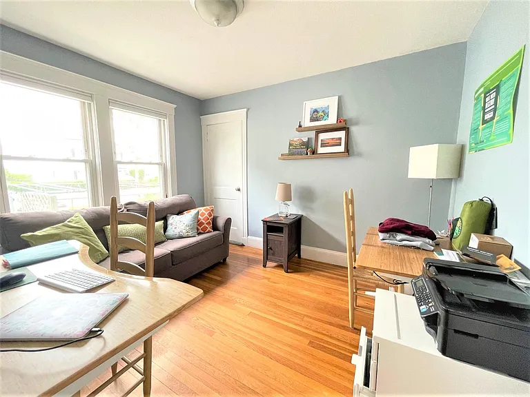 68 Willis Ave — Photo 12
