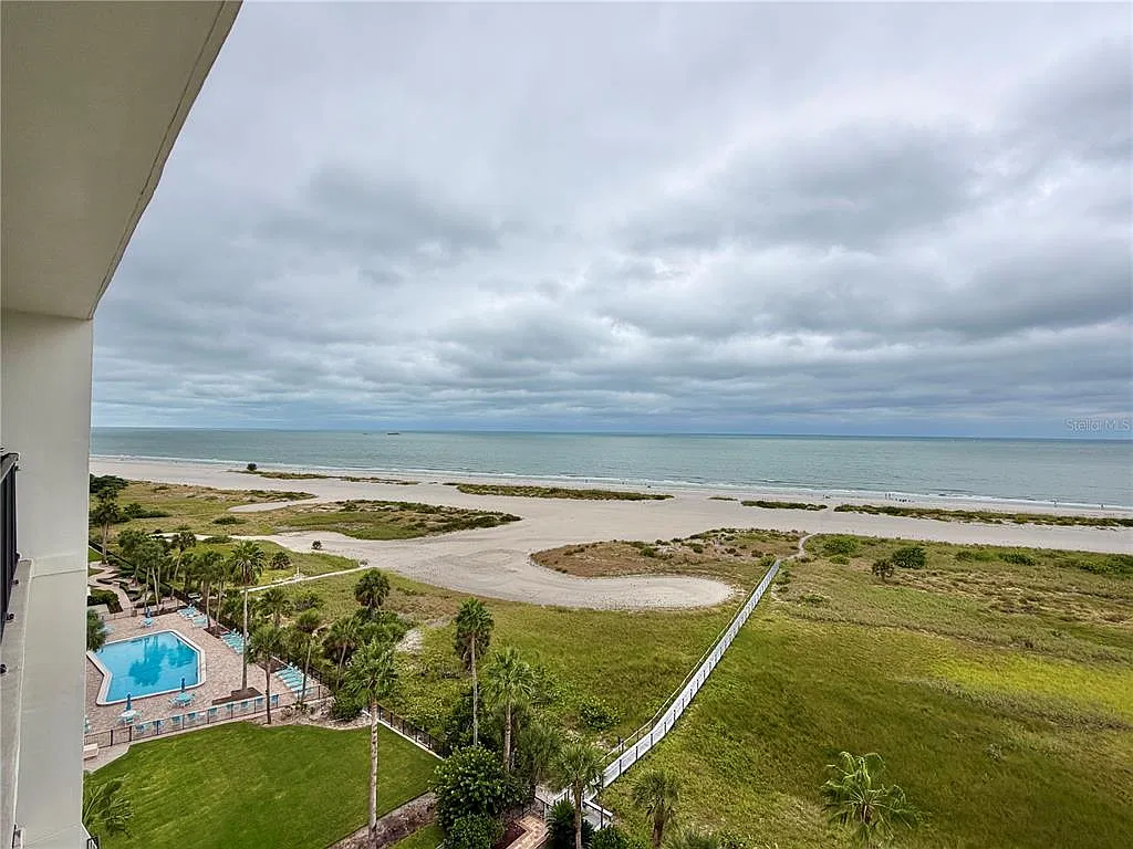 1250 Gulf Blvd — Photo 4