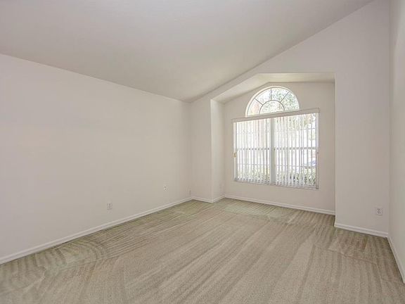5th image of 1560 Indian Oaks Trl