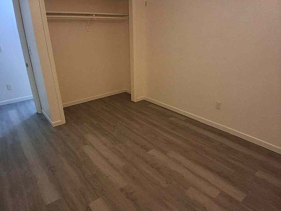 4th image of 4404 San Roberto Ave