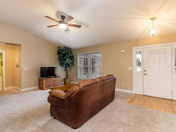 2nd image of 6709 W Norway Dr