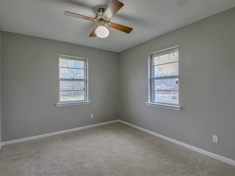 416 Smart St — Photo 16