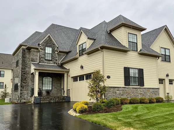 6075 Creekside Dr, Flourtown, PA 19031