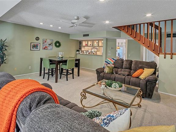 3rd image of 345 Woods Landing Trl
