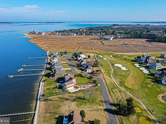 3rd image of 34988 Royal Troon Cir