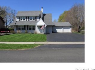 338 Avondale Rd, Rochester, NY 14622
