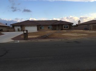 16791 Crockett Ave, Hesperia, CA 92345
