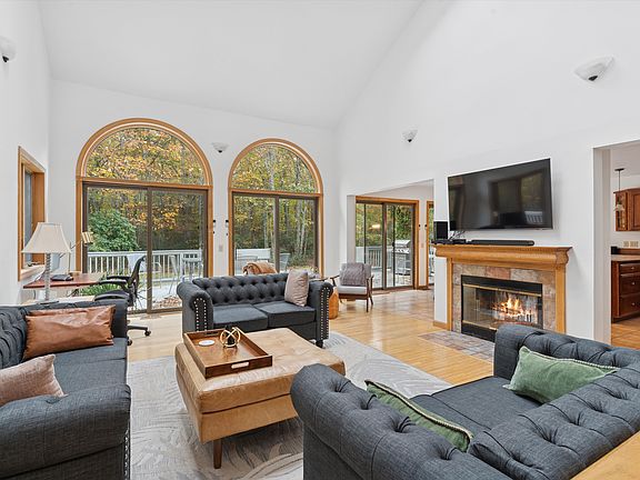 5th image of 1653 Millstone Rd