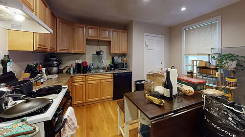 23 Maverick St #1B Photo 1