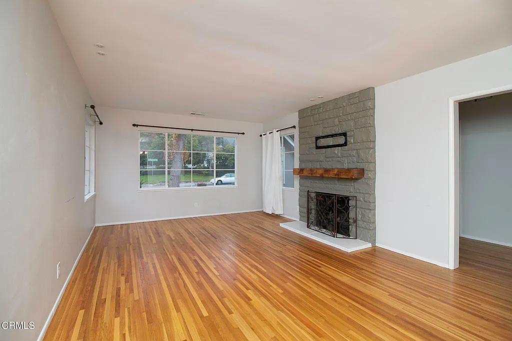 2 bed, 3.0 bath, 1332 sqft, $5,150 — Photo 3