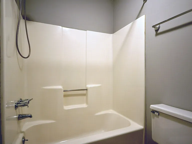 112 Azalea Ct — Photo 16
