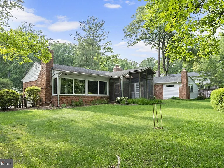 3515 Wilson St — Photo 14