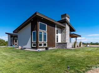 6657 S Whitley Dr, Fruitland, ID 83619