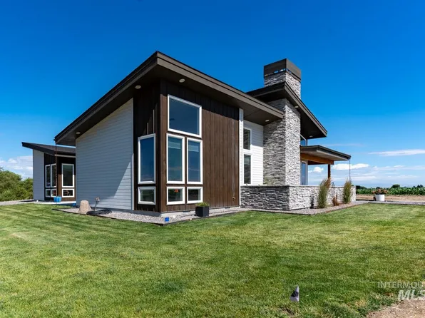 6657 S Whitley Dr, Fruitland, ID 83619
