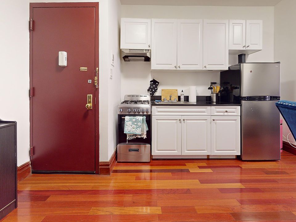 2nd image of 1408 Madison Ave APT 4D