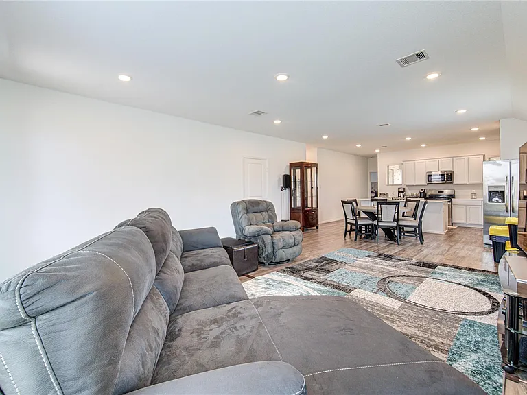 2904 Cordova Hill Dr — Photo 6
