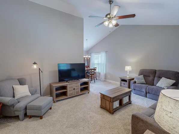 45 Tillburg Ln, Hurdle Mills, NC 27541