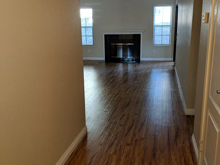 12063 Alta Carmel Ct — Photo 16