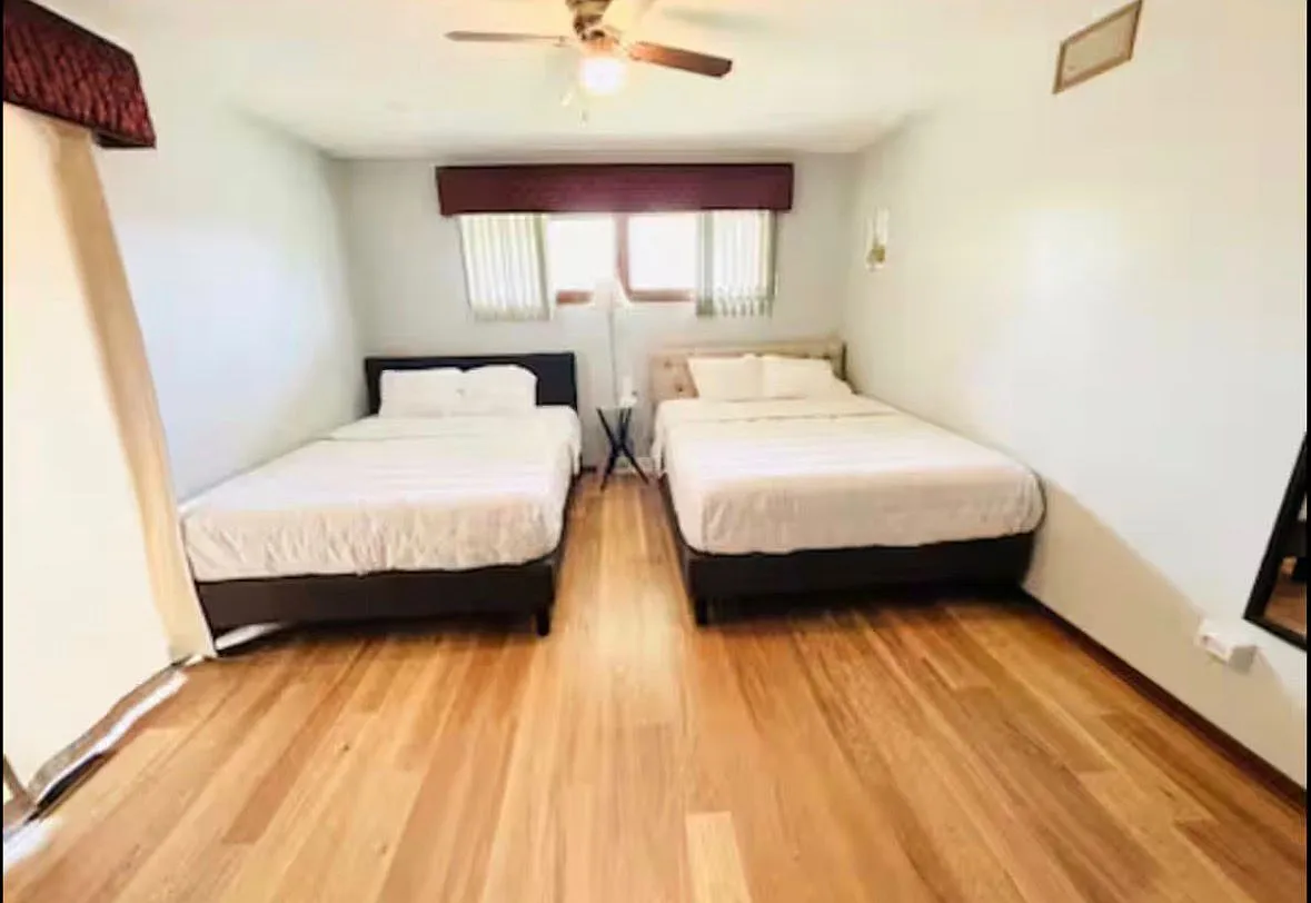 2402 Pearsall Pkwy — Photo 4