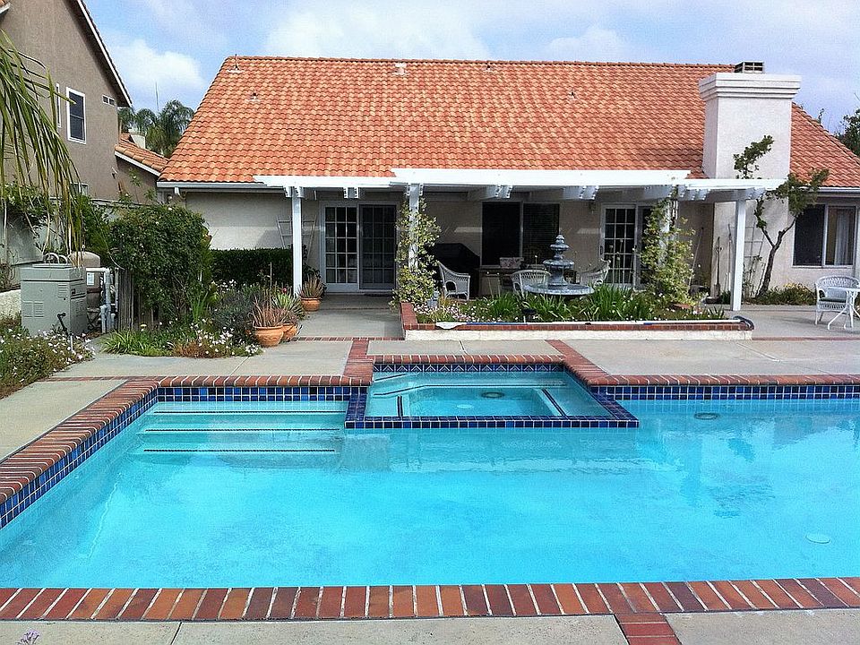 2nd image of 41354 Lily Ave