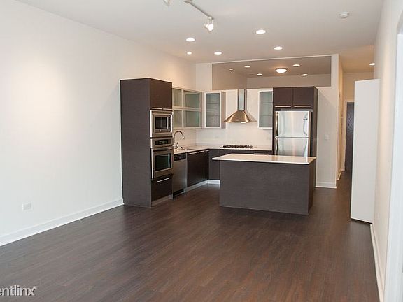 1222WMadison_2Br2Bath-5