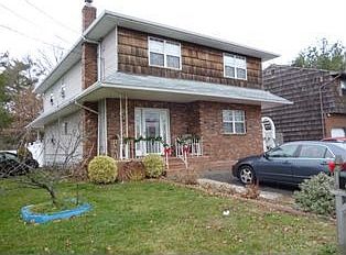 1st image of 185 Cantiague Rock Rd