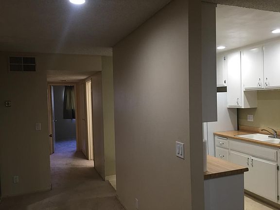 4th image of 259 N Capitol Ave Unit 223