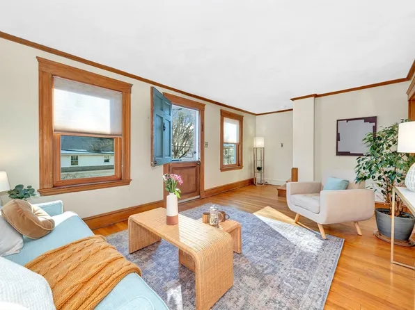 1 Lanark Rd, Arlington, MA 02476