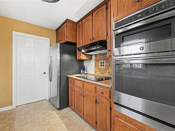 3rd image of 2165 Forest Haven Dr