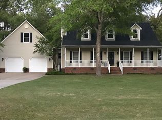 1988 Acorn Dr, New Bern, NC 28562