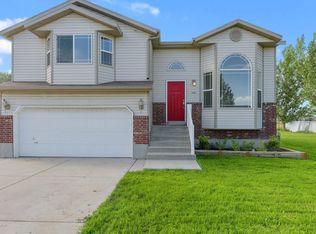 2899 W 2495 S, Syracuse, UT 84075
