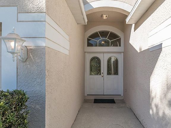 4th image of 14434 Pepperpine Dr