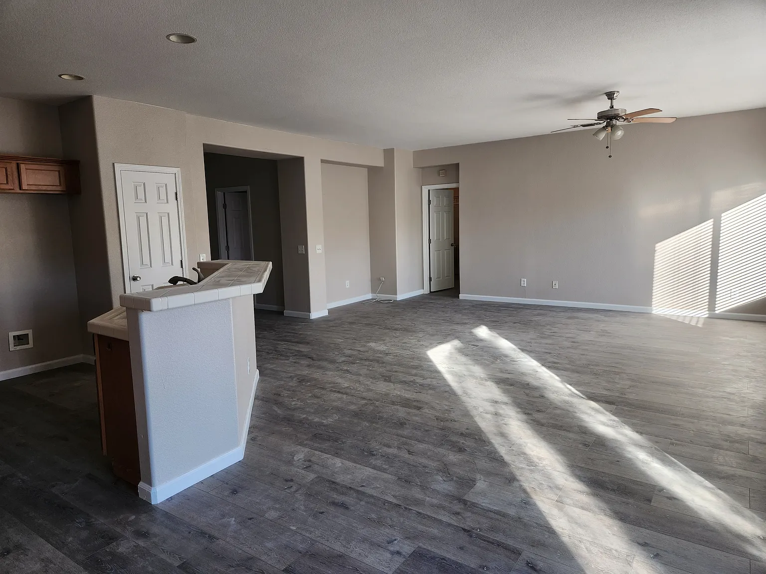 3 bed, 1708 sqft, $3,200 — Photo 4