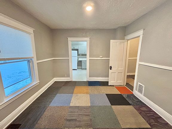 3rd image of 11 Maria St