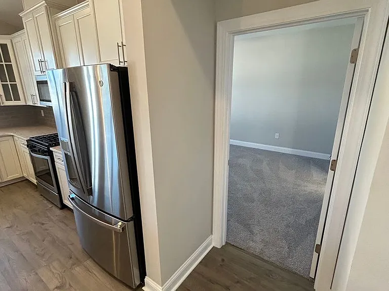 585 Oyster Dr — Photo 28