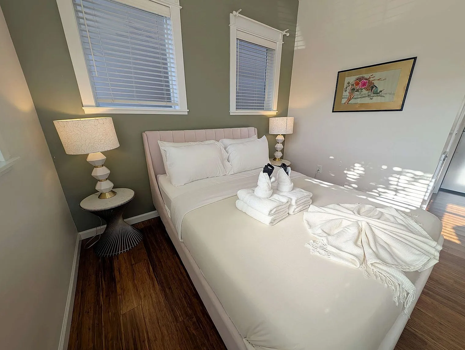 Studio, 1.0 bath, 290 sqft, $3,065 — Photo 2