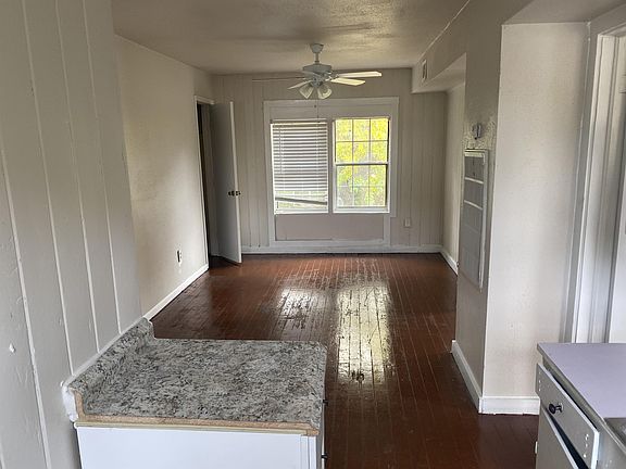 2nd image of 3019 Truxillo St #17516078