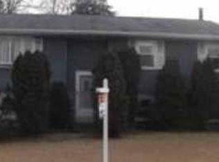 413 Grove Ridge Ct, Linthicum, MD 21090