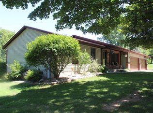 13964 Michael Ct, Morrison, IL 61270