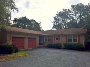 8 Wilshire Ln, Pinehurst, NC 28374