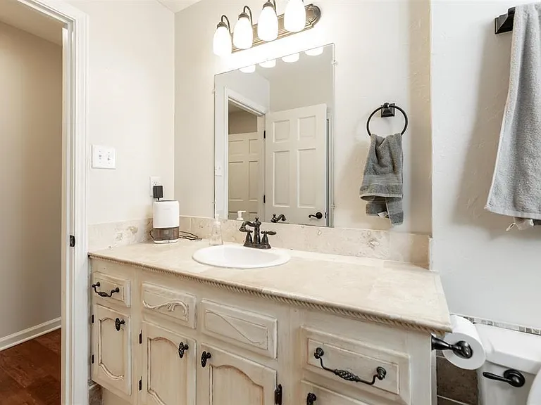 8441 Dogwood Rd — Photo 11