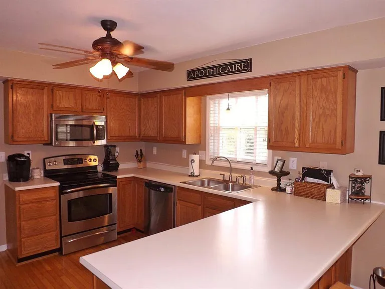 8177 Autumn Ln — Photo 6