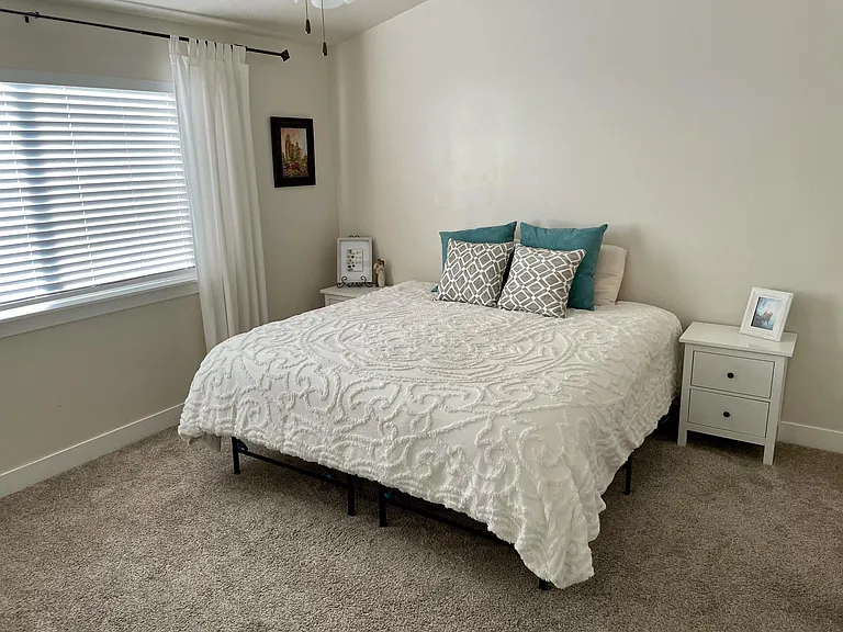 673 N Fall Creek Dr — Photo 10