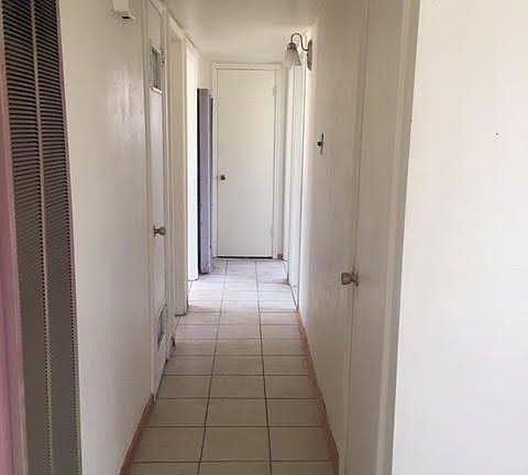 5th image of 5905 E Yandell Dr