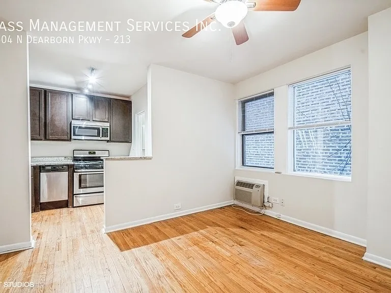 1504 N Dearborn Pkwy, Chicago, IL — Photo 60